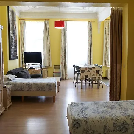 Apartments Marco Polo Midi Brussels Exterior photo